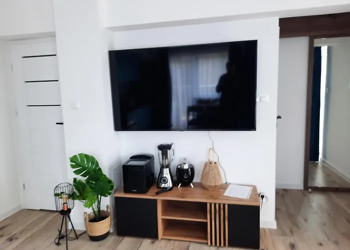 Nadmorski Bursztyn - Debina 3*