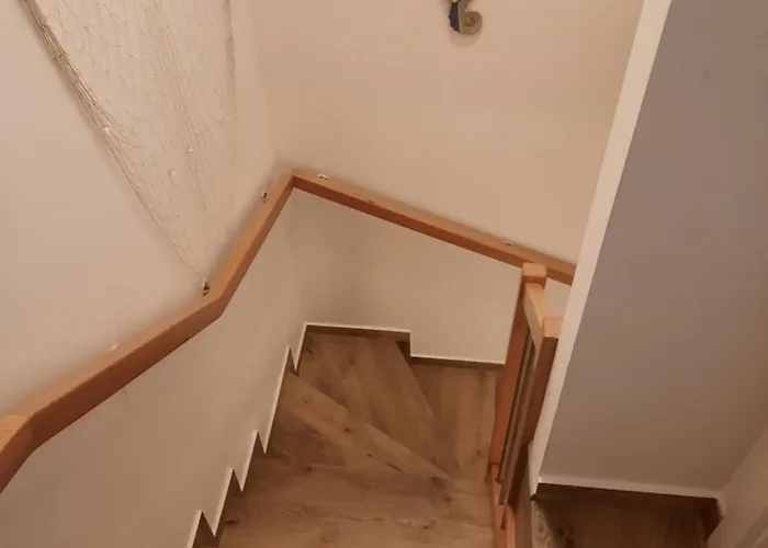 Apartmanhotel Nadmorski Bursztyn - Debina 3*