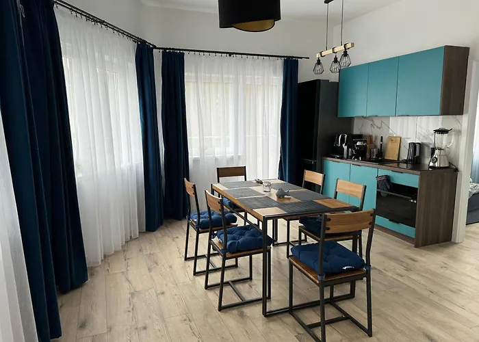 Nadmorski Bursztyn - Debina Apartmanhotel