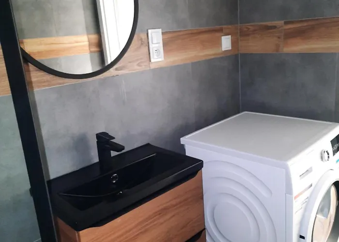 Apartmanhotel Nadmorski Bursztyn - Debina 3*