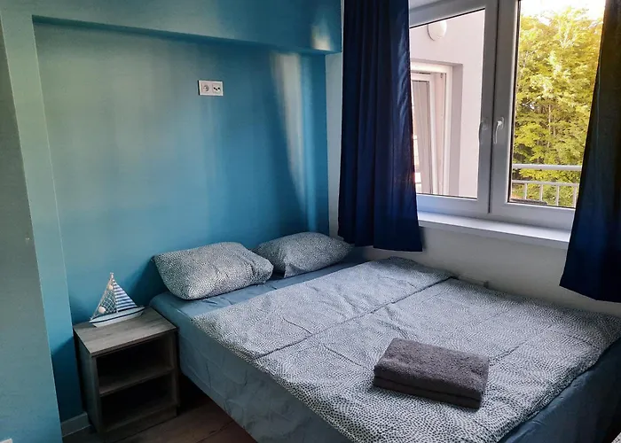 Nadmorski Bursztyn - Debina Apartmanhotel 3*