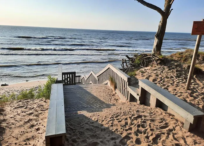 Apartmanhotel Nadmorski Bursztyn - Debina Debina (Ustka)